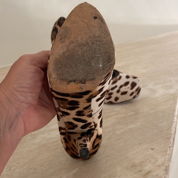 Dolce and Gabbana Platform Calf Hair Shoes. - Picture 8 of 10